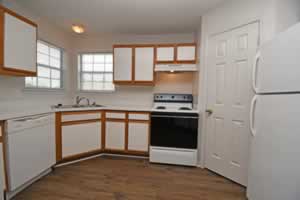 Pine_Trace-Interior-Kitchen-1824-1200w